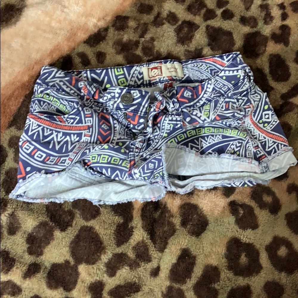 Size 7 shorts